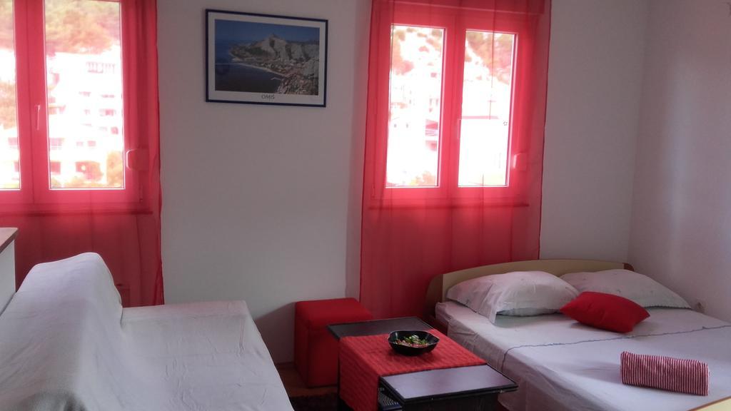 Apartment Max 奥米什 外观 照片