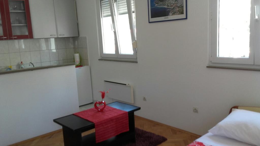 Apartment Max 奥米什 外观 照片